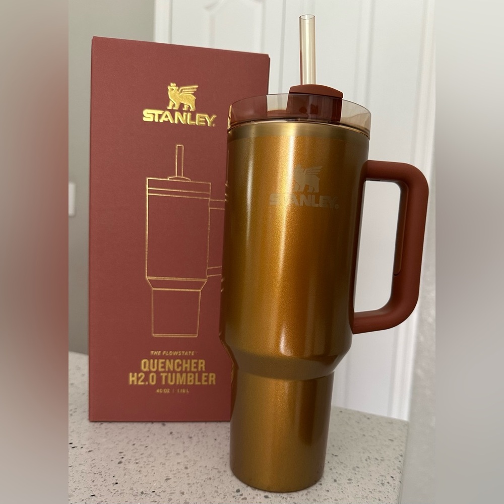 Stanley Quencher H2.0 FlowState Tumbler 40oz, COPPER TINSEL